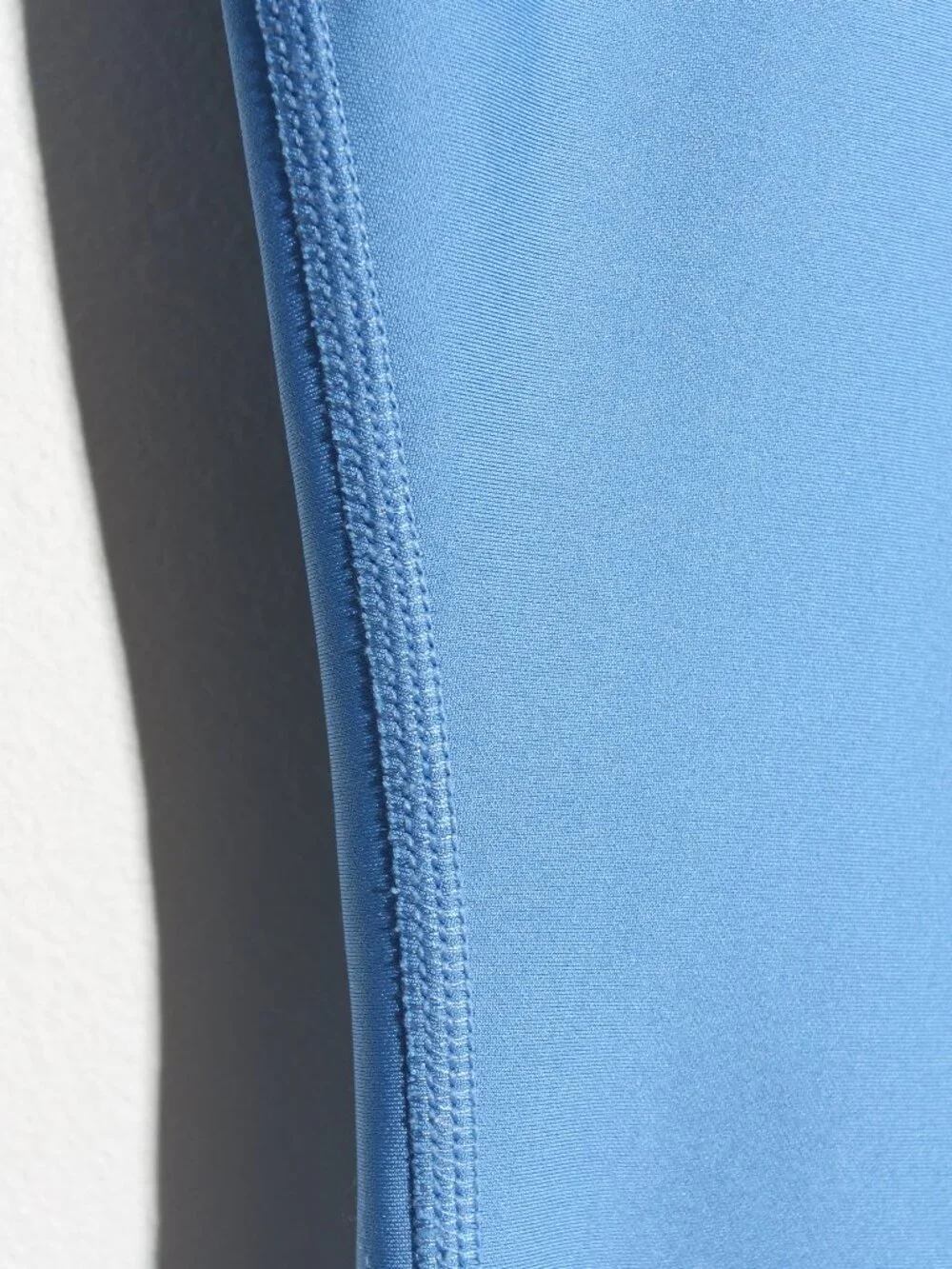 ALO Yoga 7/8 High-Waist Airlift Legging Crystal Clear Blue Size Small